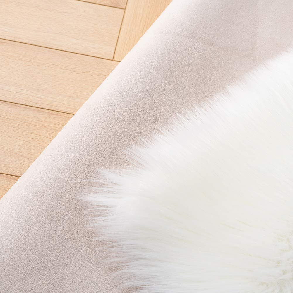 Luxurious 6X9 White Shaggy Faux Sheepskin Area Rug - Soft, Fluffy Non-Slip Carpet for Bedroom, Living Room, and Nursery
